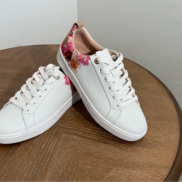 Ted Baker Women's Alison Sneaker - Picture 8 of 9